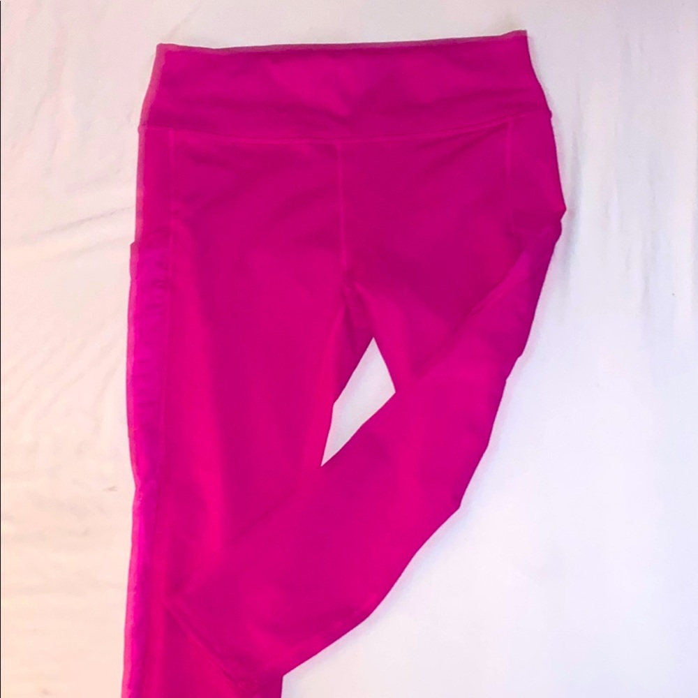 Fabletics powerhold collection.